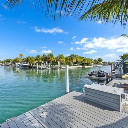 Bayfront Bliss Awaits Book Your Ultimate Miami Getaway Villa North Miami Bagian luar foto